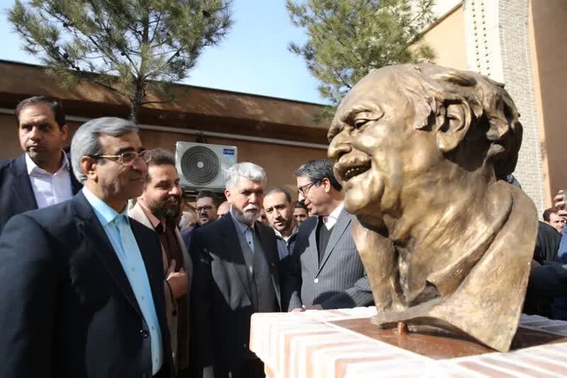 گذر فرهنگ و هنر نیشابور  افتتاح شد